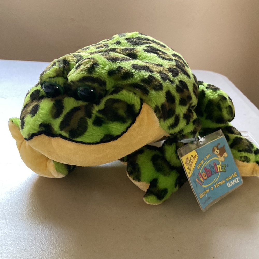 GANZ Bull frog stuffed toy